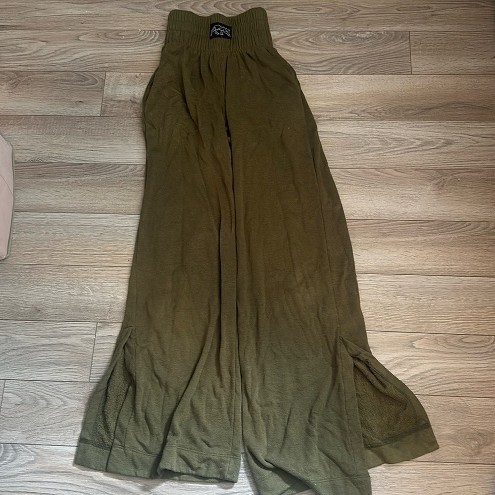 Tiger Friday wide leg pants. In perfect condition!
